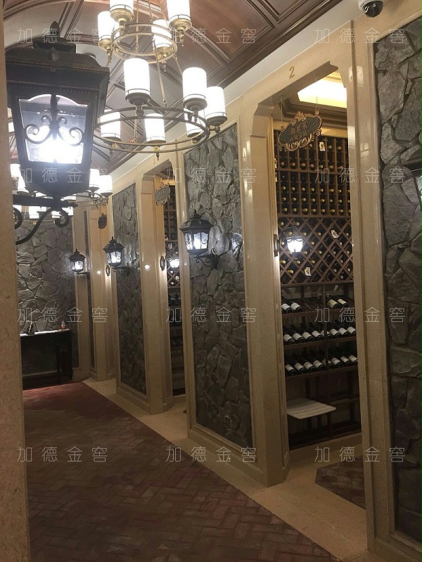 vip藏酒区酒窖 (2)